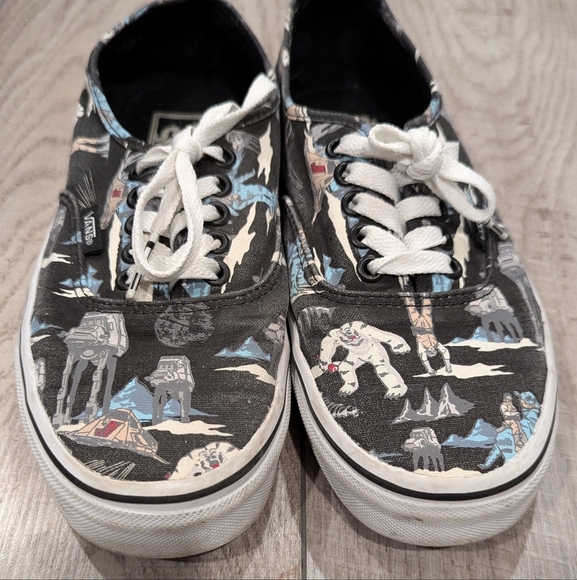 Star Wars VANS men's 6.5, women's 8 - Picture 9 of 12